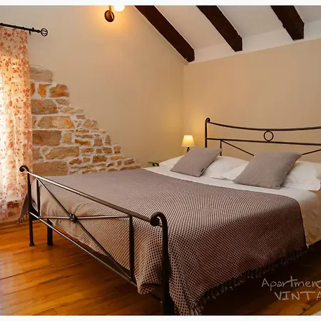 Διαμέρισμα Vintage *